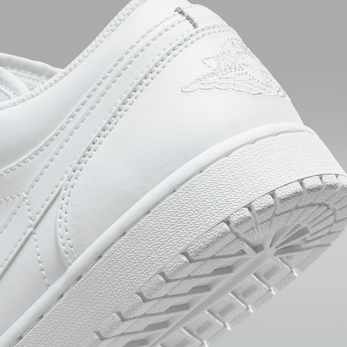 Air Jordan 1 Low White White White Men's - heel and outsole detail