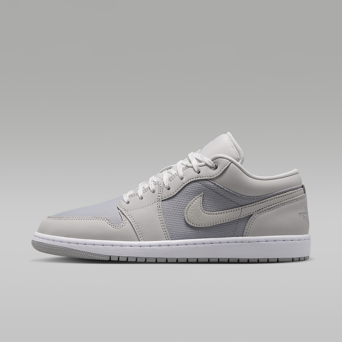 Air Jordan 1 Low SE Off White Soft Pearl Light Smoke Grey Men's - side view