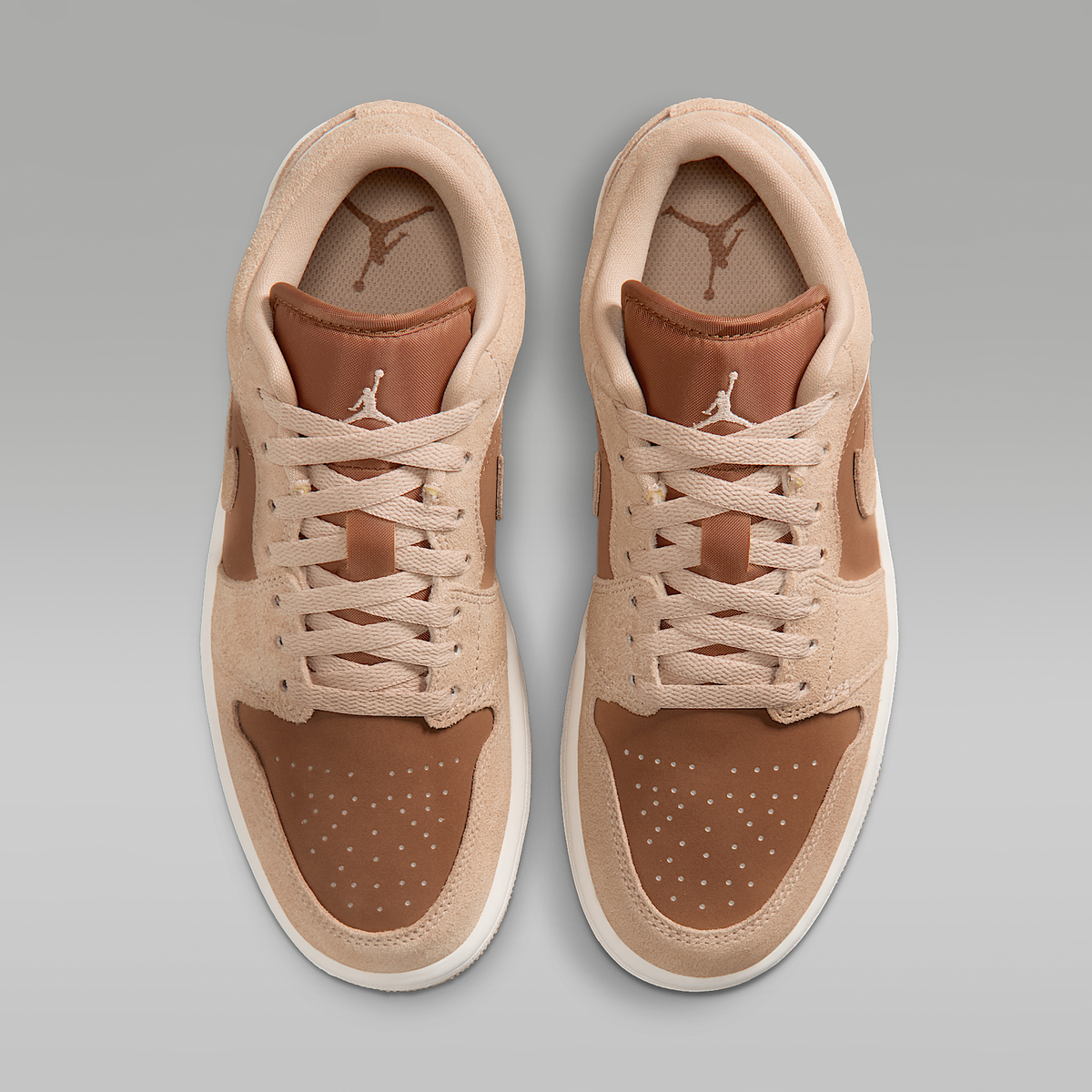 Air Jordan 1 Low Legend Medium Brown Chalk Light British Tan Women's - top view of the pair