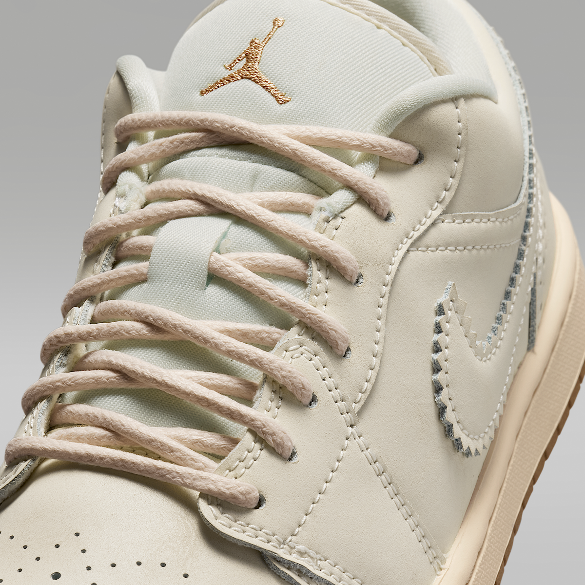 Air Jordan 1 Low SE Chalk Metallic Gold Pearl White Chalk Women's - upper detail
