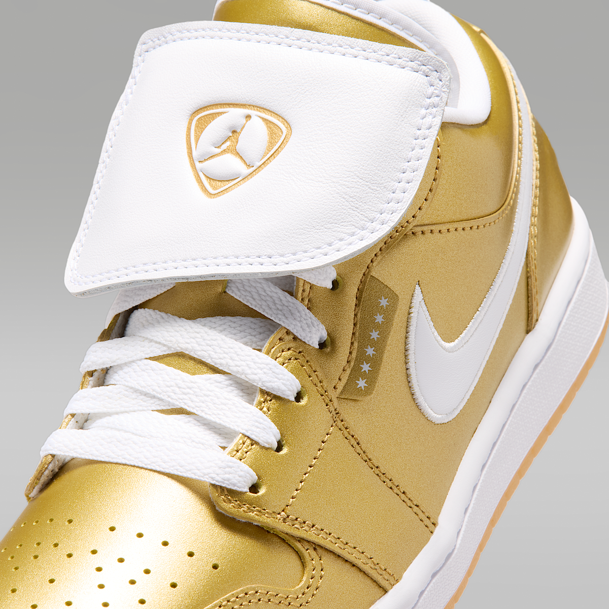 Air Jordan 1 Low Gold White Gum Yellow Gold Women's - upper detail